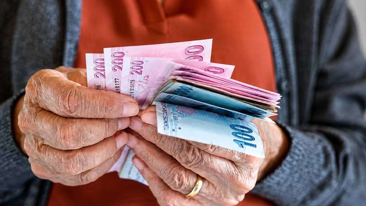 EYT'den sonra ikinci hamle: Kademeli emeklilik geliyor, tarih verildi! Erdoğan'ın masasında 2